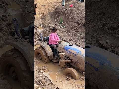 #1289🐣The off-road girl plays in the mud #Off-road playing in the mud