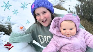 BUILDING A SNOWMAN WITH REBORN MADDIE