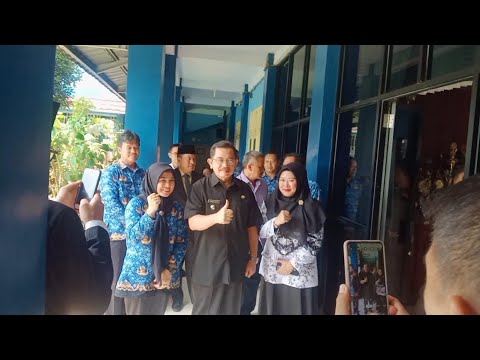 Pj Bupati Ciamis Bernostalgia di SMPN 1 Cisaga