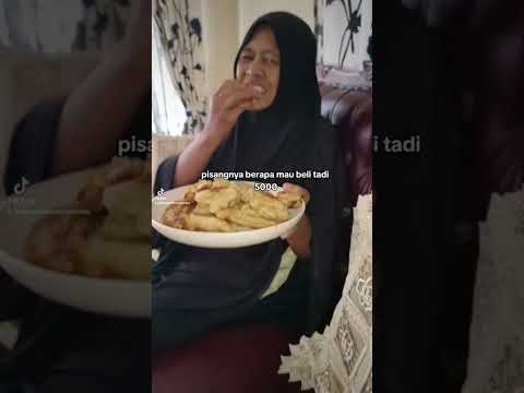 Musim hujan enaknya makan apa ? #musimhujan #dramakomedi #komedilucu #shorts