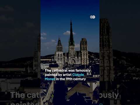 Fire in the spire of the cathedral in Rouen | DW News