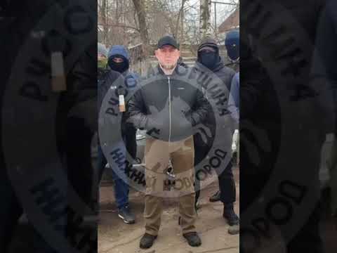 Автосервис незаконно удерживал автомобиль общинницы #новости #россия #русские #мигранты