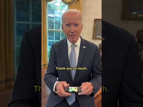 Giving President Biden a disposable camera #lifeonfilm #disposablecamera
