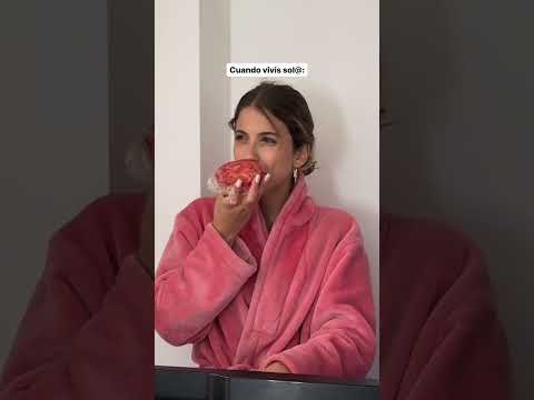 VIVIR CON TUS PAPAS vs VIVIR SOLO  #tiktok #humor #comedia #pareja #hermanos #familia