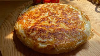 “Receta Më e Lehtë për Byrek në Tigan me Peta të Gatshme – Pa Furrë, Pa Telashe!”