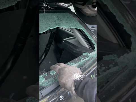 Broken tempered glass#satisfying #asmr #oddlysatisfying #fyp #foryou #Glass breakage