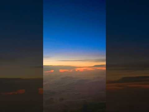 Sunrise in the sky #clouds #sky #sunrise #dawn