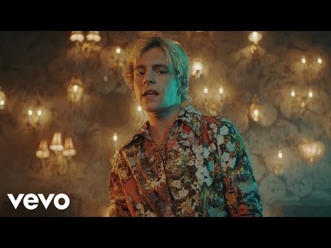 R5 - Hurts Good (Official Video)