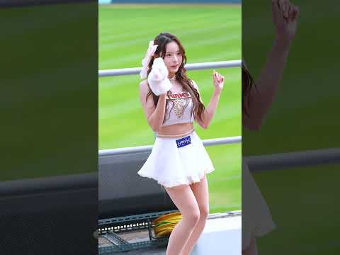 <strong>lg트윈스</strong> 양효주치어리더 냥냥펀치 아웃송 직캠 #shorts #양효주 #치어리더 #<strong>lg트윈스</strong> #아웃송