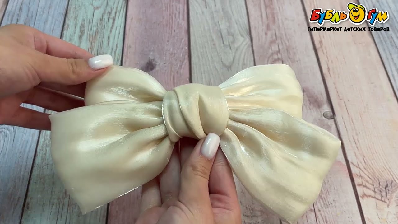 Заколка автоматическая бант блестящий бежевый - видео