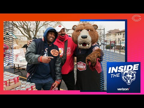 Bears, Campbell's Chunky celebrate neighborhood food pantry | Chicago Bears video clip