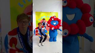 動画サムネイル