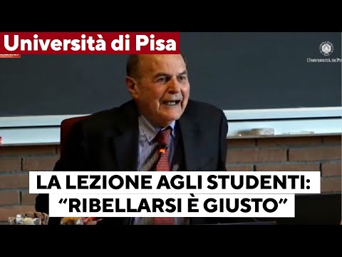 La lezione di Bersani agli studenti: “Ribellarsi è giusto o diventiamo l’Ungheria”