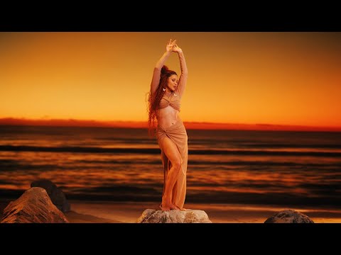 LORA - Pentru Inimi Frante | Official Video