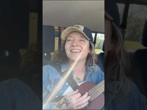Errand running is fun with a tiny guitar ! Please enjoy Humidatity !