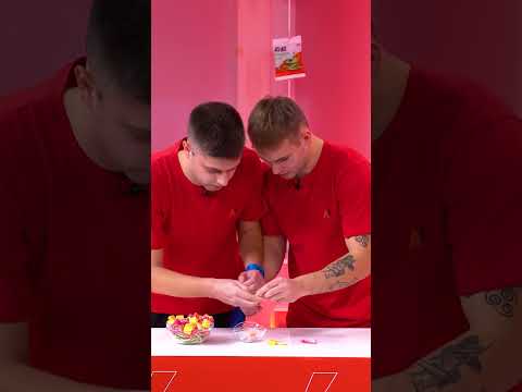 Tko može odmotati više Kiki bombona? #shorts #kras #challenge