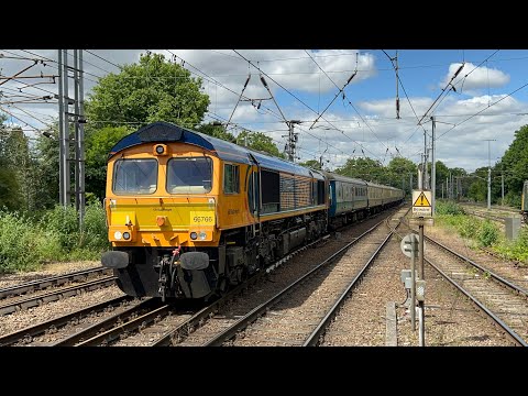 GBRF 66766 and 66765 arrive and depart Ipswich working 1Z77 5/7/22