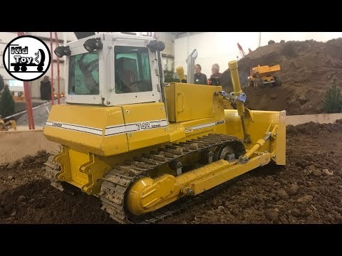 RC construction work in live action || rc bulldozers || rc loaders || KID TOY TV