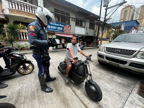pulis sinita ang modified na sasakyan