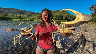 Barehanded Crab Catch, Exploring Waterfall & Outdoor Cooking