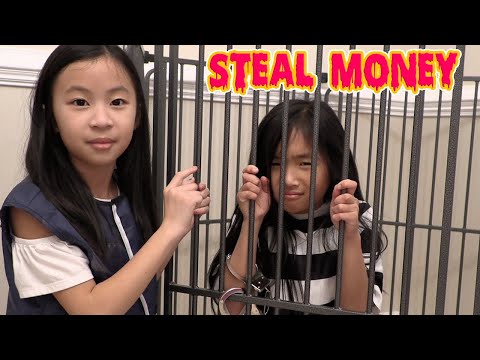 Pretend Play Police Locked Up Kaycee for Stealing Money