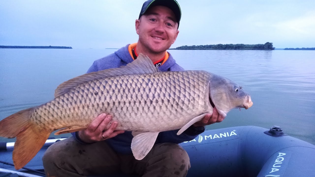 Дикая торпеда гнёт удилище в бублик