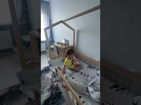 Помню а детстве,когда нам мама так говорила,мы тоже радовались 😎😂