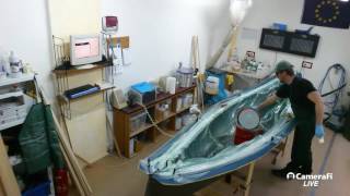 Lake Constance Canoes Workshop Livecam - Vacuum resin infusion of a flax fiber composite hull