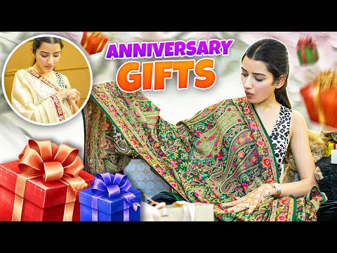 Kitne Saare Gifts mile Anniversary par 😍 Unboxing Time