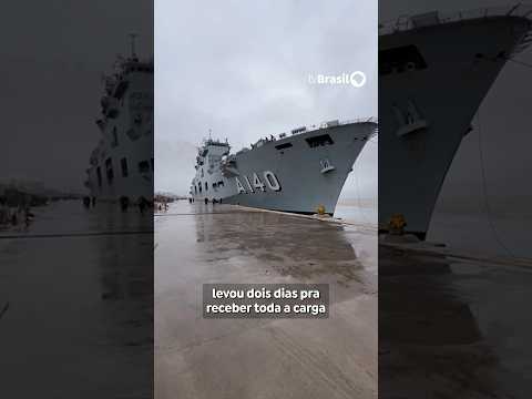 AJUDA AO RS| Maior navio de guerra da América Latina chega ao Rio Grande do Sul