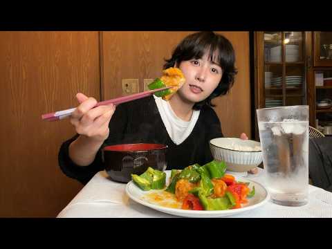 中毒性ヤバい鶏肉とピーマンのチリソース炒め