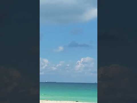 لا تقلق وربك الله ولا تحزن وامرك بيد الله ولا تيأس والأمل كله في الله