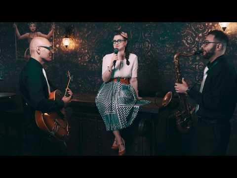 Lady Dillinger Swing Band