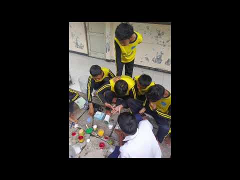 Membuat Pot dari Galon fasil Ibu Sri Mulih