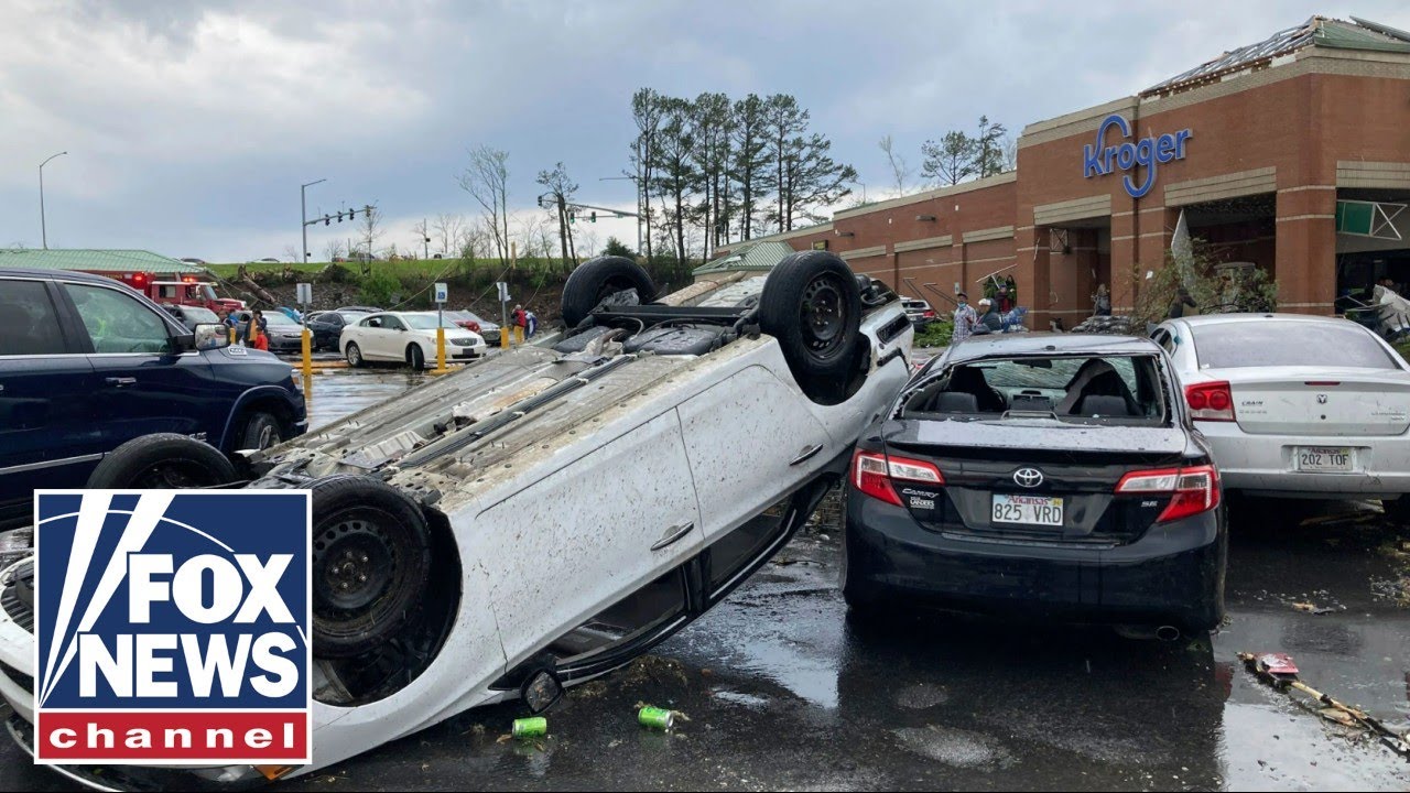 At least 21 people dead after deadly storms barrel through Midwest, South