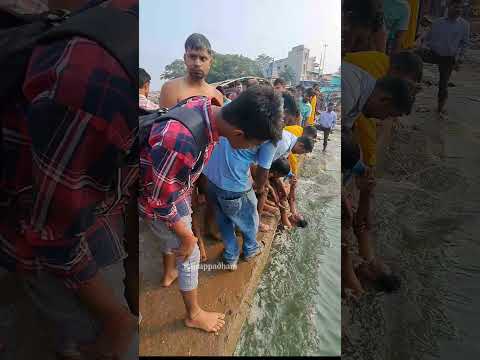 आज एक श्रद्धालु नहाने वक्त भैरवी नदी के पुल में फस गया 🙏🥺😮#rajrappadham #rajrappadhamvlog#rajrappa