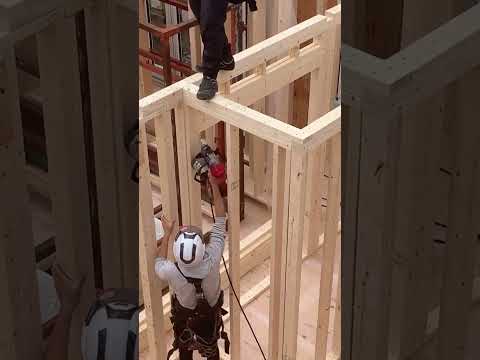 One-day framing of a highly airtight and highly insulated custom house in Ninohe City,