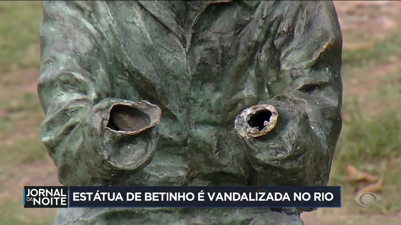 Estátua de Betinho é vandalizada no Rio de Janeiro