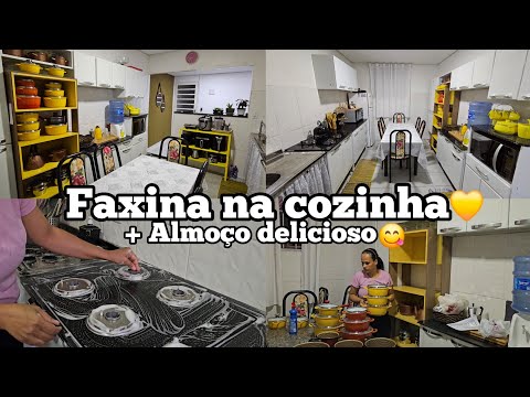 FAXINA DETALHADA NA MINHA COZINHA AMARELA 💛 + ALMOÇO RÁPIDO