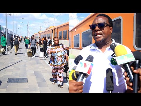 🔴 ALLY BANANGA ATUA DODOMA NA WAJUMBE KWENYE TRENI YA SGR  KUELEKEA MKUTANO MKUU WA CCM