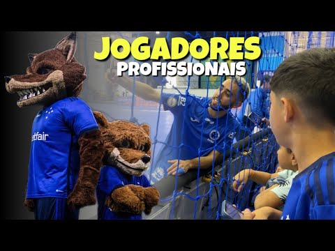 TIRAMOS FOTO COM OS JOGADORES PROFISSIONAIS #futebol #jogo