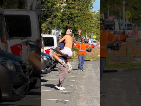 The guy reaction 😁 #funny #comedyvideos #entertainment #shorts #funnyshorts