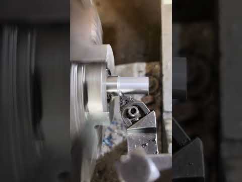 REBACHANDO BROCA #mecanico #usinagem #machining #welding #mecanico #gambiarra #truck #shorts
