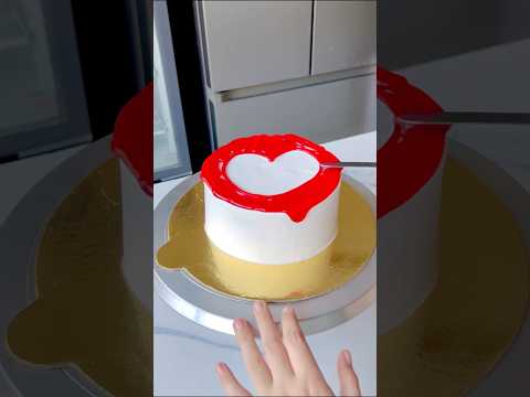 This cake is too prety to cut😍#cakedesign #cakedecoratingideas #shortsfeed #anniversarycake #love