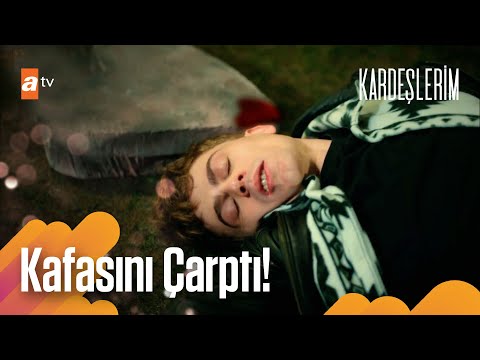 Emir ve Ömer arasında korkunç kavga! - Kardeşlerim Arşiv Sahneler🎬