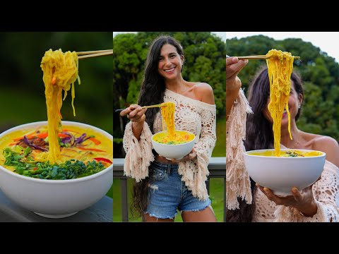 Delicious Coconut Curry Noodle Soup 🍜 Best Raw Vegan Recipe 🫚🥥 Ultimate Comfort Food 🌱