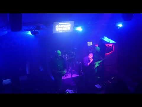 Carnage Visors - The Cure Tribute band