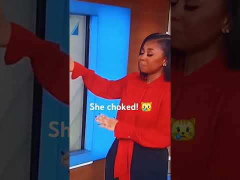 Choking weather lady tries her best 👌