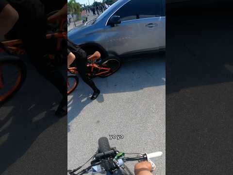 Kid gets tackled by cops at rideout #bikelife #browardcounty #wheelie #ranover #cops