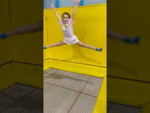 ✨ Emma’s Fun Jumps!🩷                  #funny #shorts #kidsvideo